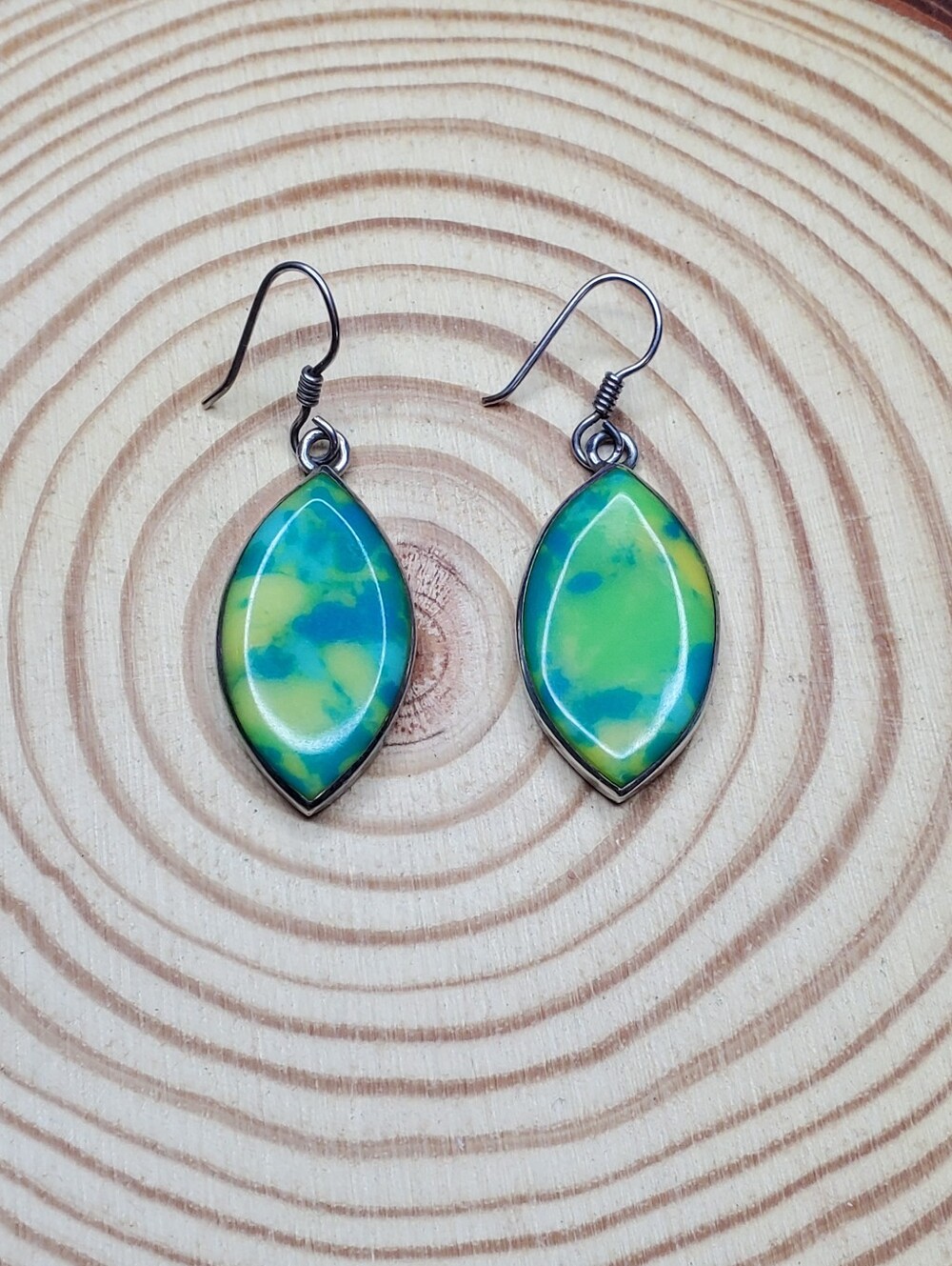 Vtg. Silver 925 Green Mojave Turquoise Dangle Earrings